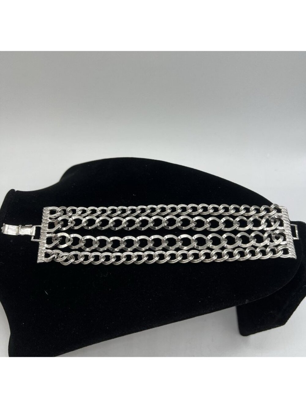 Vintage Coro Pegasus Wide Curb Link Bracelet Silver Tone 4 Strands